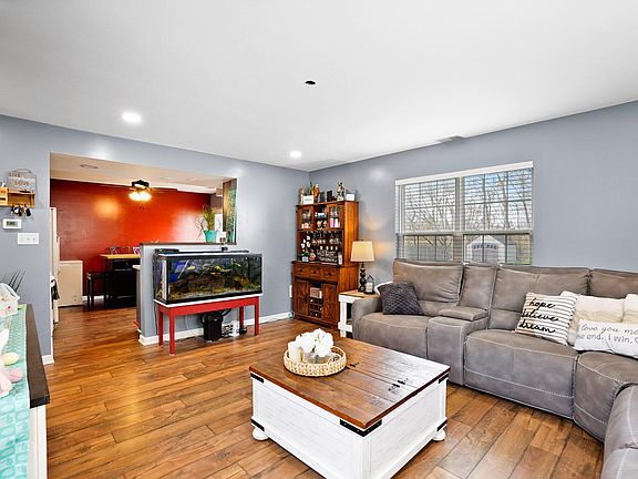 4th image of 6924 Swan Ln