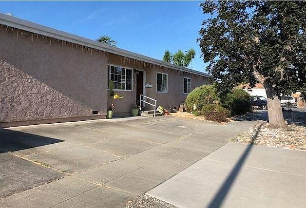 1st image of 3920 Boise Dr