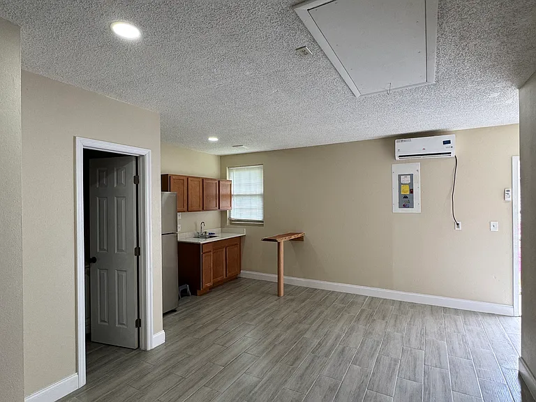 1780 Orange View Ct — Photo 10