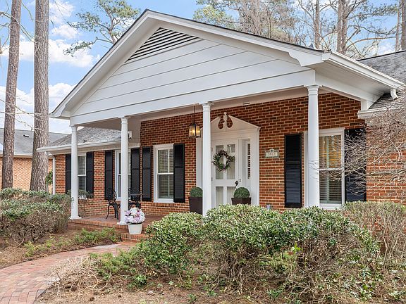 2nd image of 3911 Hope Valley Rd