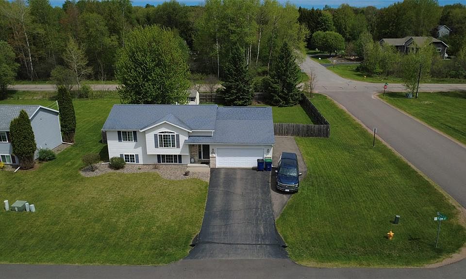 1st image of 2606 Parkway Lane
