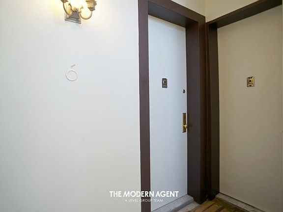 5th image of 210 E 17th St APT 6D