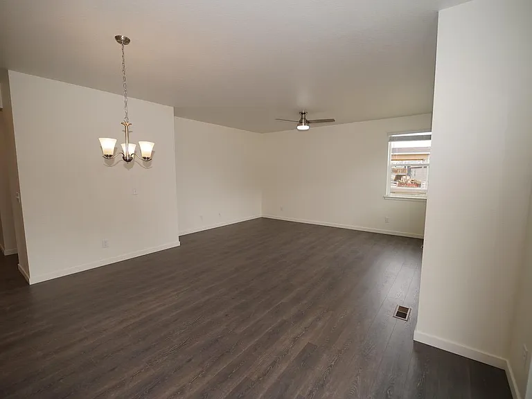 2219 Fiadore Trl — Photo 15