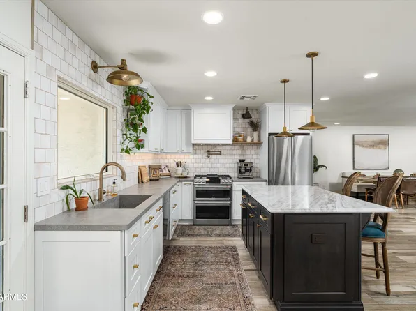 610 E CARMEN Street, Tempe, AZ 85283