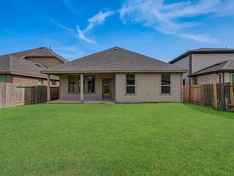 28511 Eli Eagle St — Photo 33