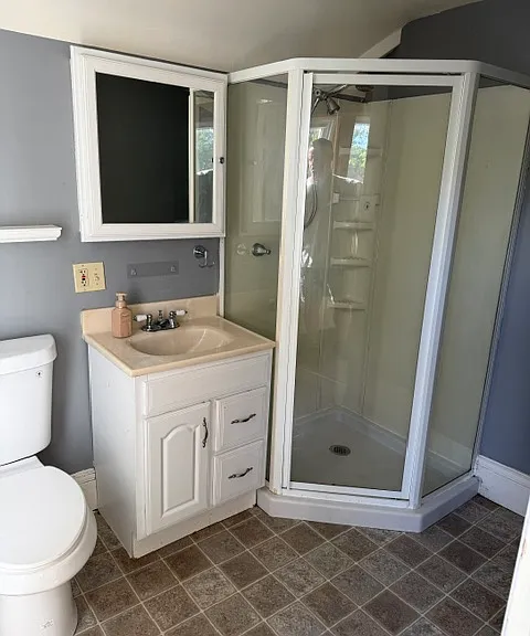 709 Harvard St #2 — Photo 14