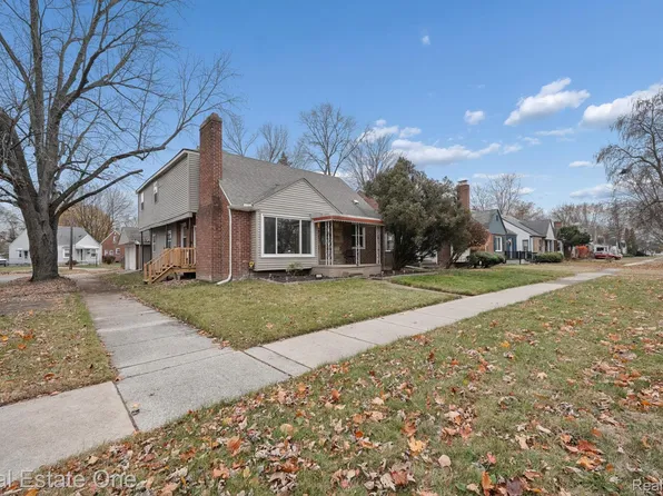 19800 Imperial Hwy, Redford, MI 48240