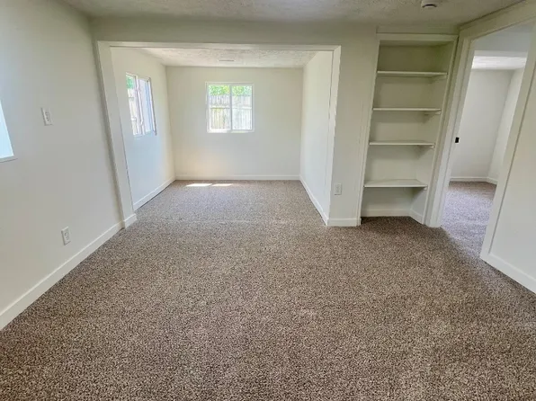 2715 2nd Ave, Council Bluffs, IA 51501