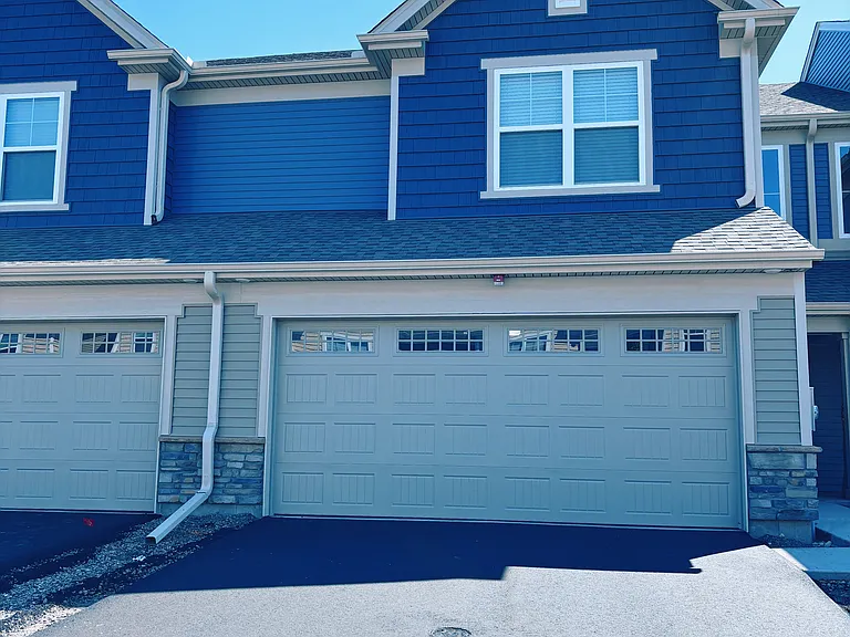 10692 Wiles Way — Photo 2
