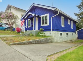 780 N 10th St, Coos Bay, OR