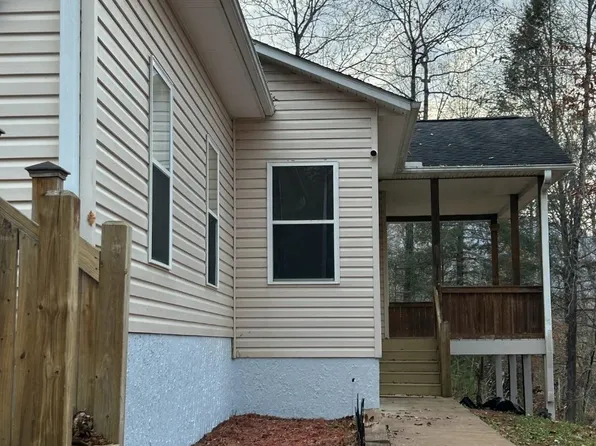 178 Levi Rd, Columbus, NC 28722
