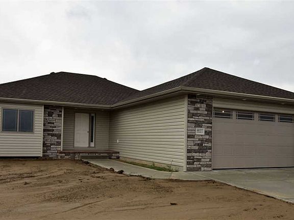 2nd image of 4037 Normandy St