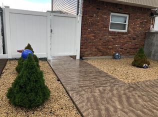 1612 A St FLOOR 1, West Babylon, NY 11704