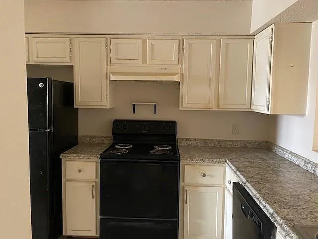 2142 Greenbriar Colony Dr — Photo 6