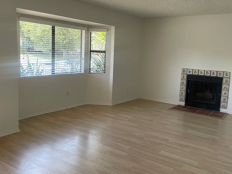 10036 Casaba Ave — Photo 3