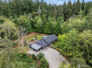 1229 12th Ct, Fox Island, WA 98333