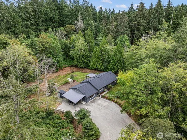 1229 12th Court, Fox Island, WA 98333
