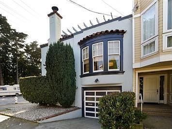 2nd image of 3600 Fulton St