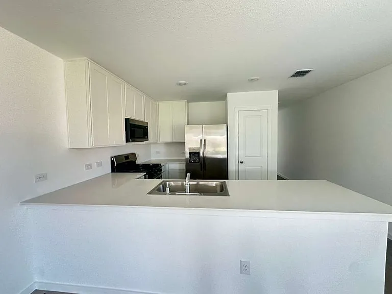 1500 Prince Rd — Photo 4
