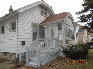 4633 N 49th St, Milwaukee, WI 53218