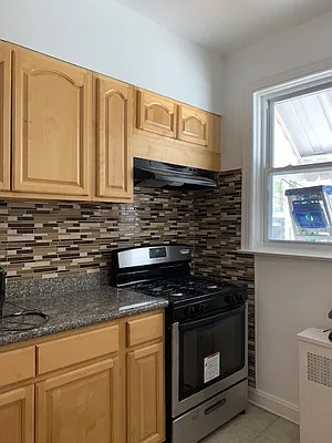 Rented by Robert DeFalco Realty | media 2