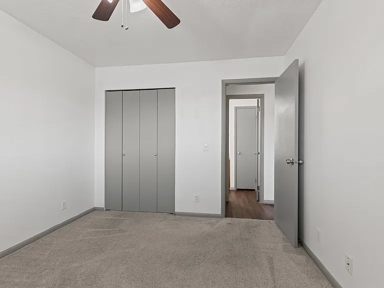 141 N 200 W — Photo 23
