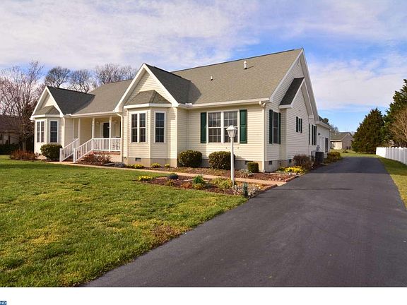 2nd image of 23 Deerfield Ln