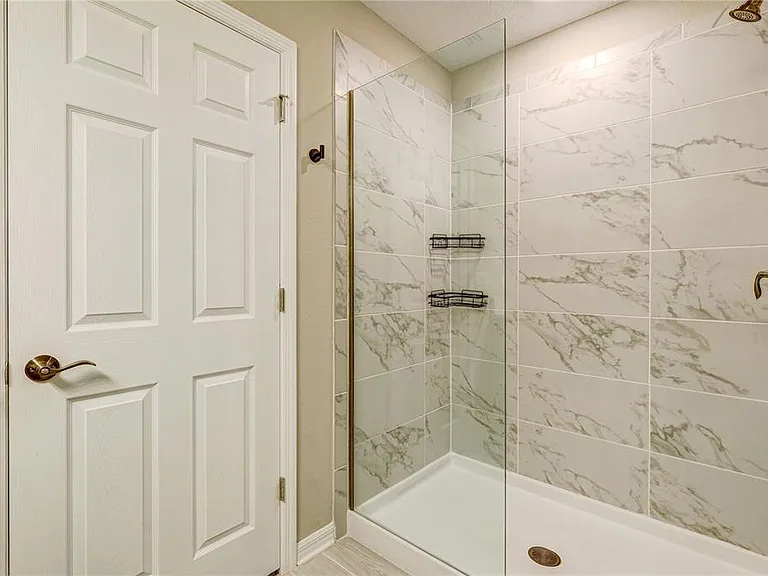 5512 Tripoli Dr — Photo 18