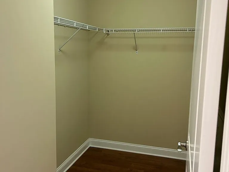 106 Terrace Ave — Photo 6