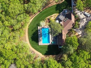 29 S Breeze Dr, Wainscott, NY 11937