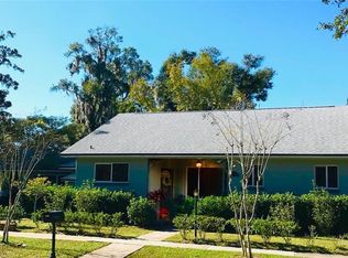 204 S Stone St, Deland, FL 32720