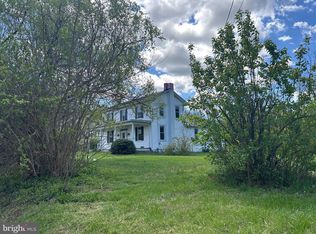 1095 Senseny Rd, Berryville, VA 22611