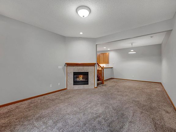 4th image of 13869 Hyacinth Dr