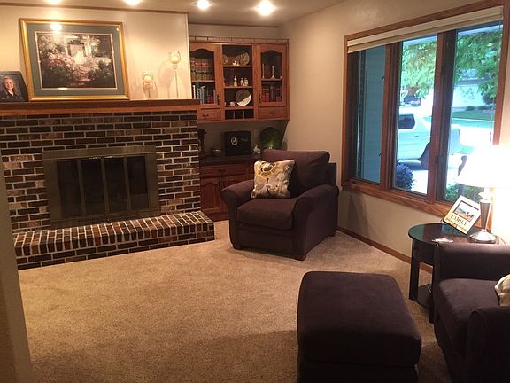 Family Room / Fireplace