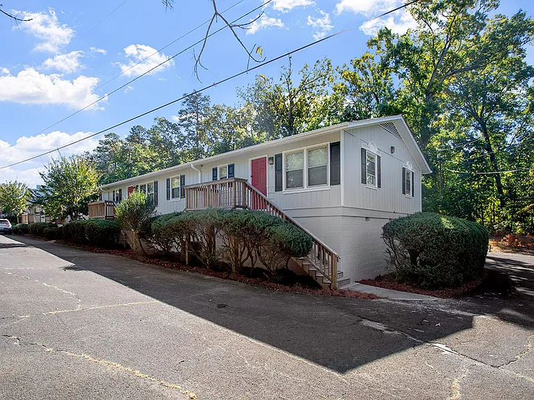 936 Morreene Rd — Photo 11