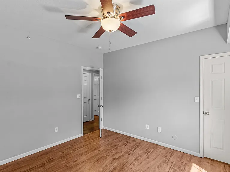 1616 Anthony St #101 — Photo 15