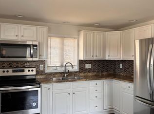 2081 Quechee Main St #B, Quechee, VT 05059