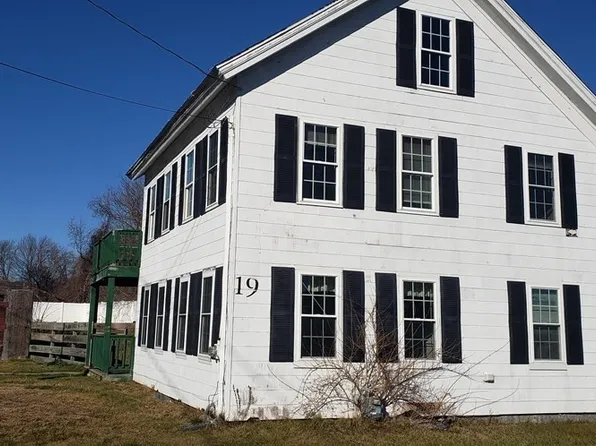 19 Hastings St, Mendon, MA 01756