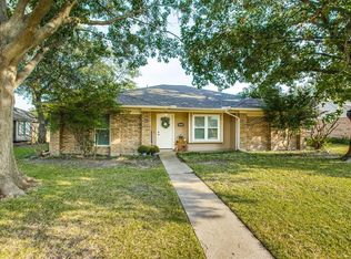 122 Ridgegate Dr, Garland, TX 75040