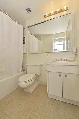 Sold by Yael Dunsky Real Estate | media 16