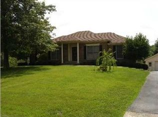 4400 Catherine Dr, Crestwood, KY 40014