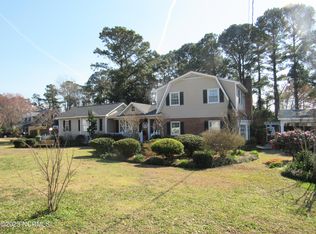 565 Kelly Rd, Wilmington, NC 28409