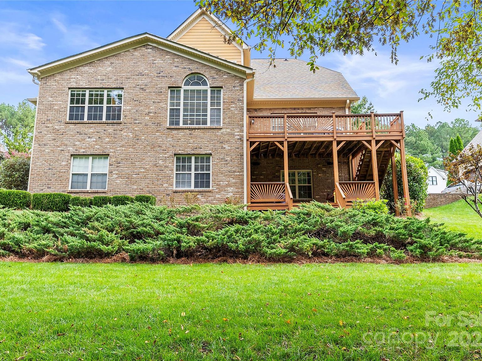 1775 Mount Carmel Cir