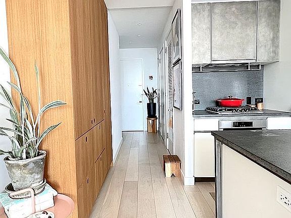 4th image of 11 Hoyt St #36D