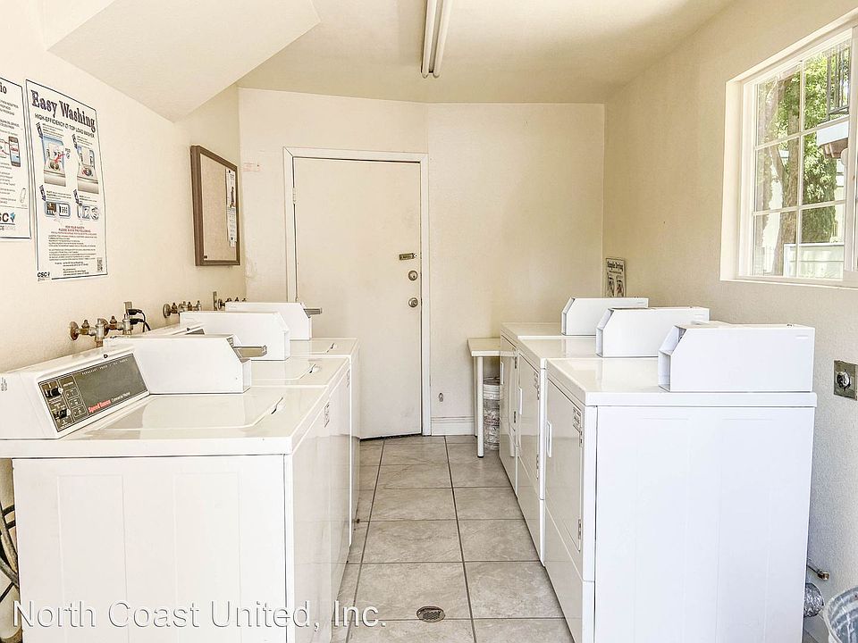 1st image of 1300 G St APT 1