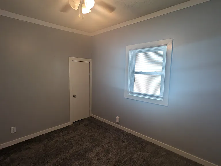 1008 Mechanic St — Photo 3