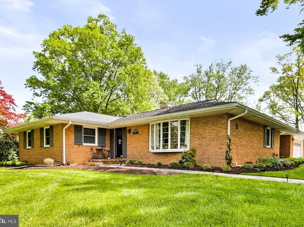 9209 Dunloggin Rd, Ellicott City, MD 21042