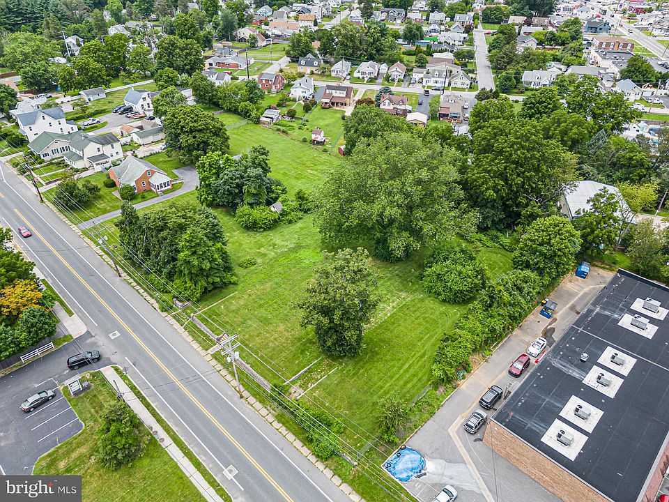 2nd image of 3419 Old Capitol Trl