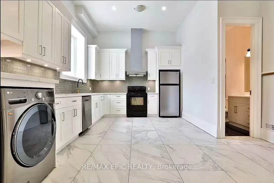 2 bed, $2,700 — Photo 4