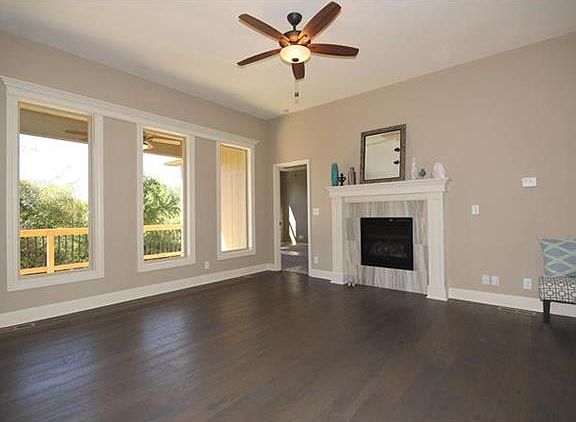 4th image of 816 SE Meadowlark